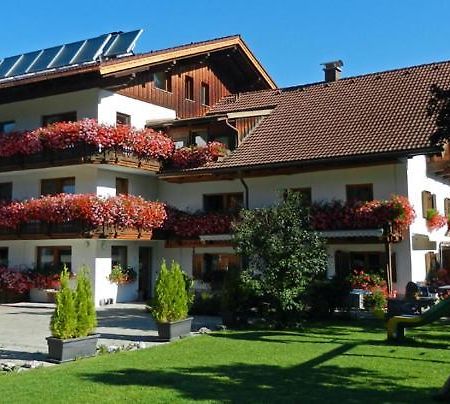 Apart & Pension Wassermann Inklusive Sommerbergbahnticket Танхайм Екстериор снимка